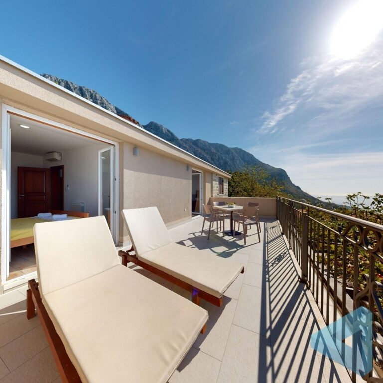 Old_stone_villa_Vrba_Sveti_Stefan4