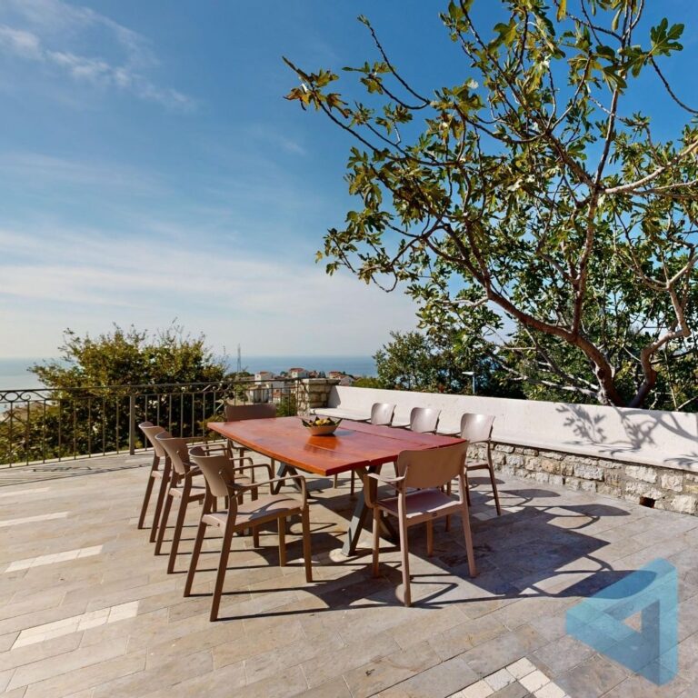 Old_stone_villa_Vrba_Sveti_Stefan9